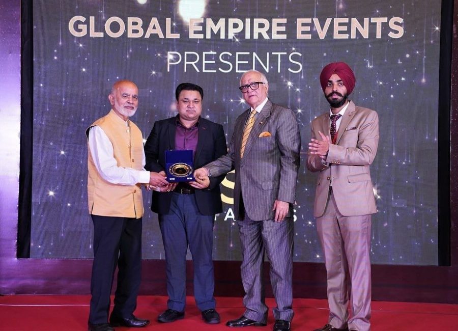 Icons of Asia - Receiving Award